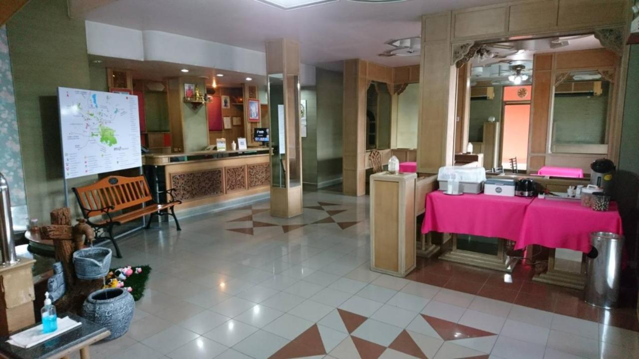 โรงแรมเมืองเพรียวอินน์ Mueang Phriao Inn Hotel Sara Buri Exterior foto